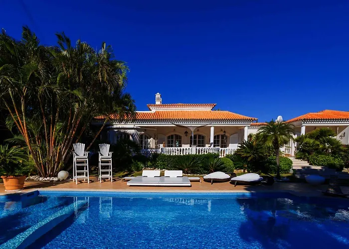 Tranquil Algarve Escape